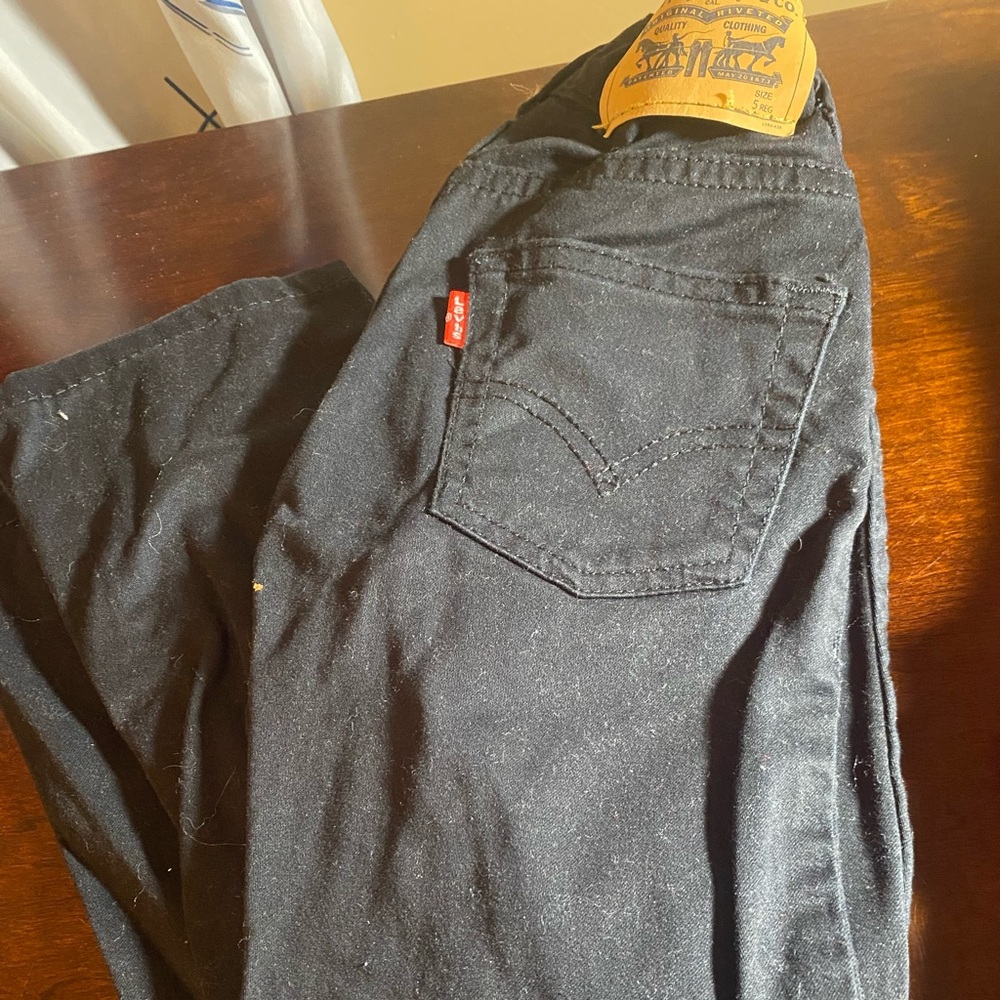 Black khaki Levi’s